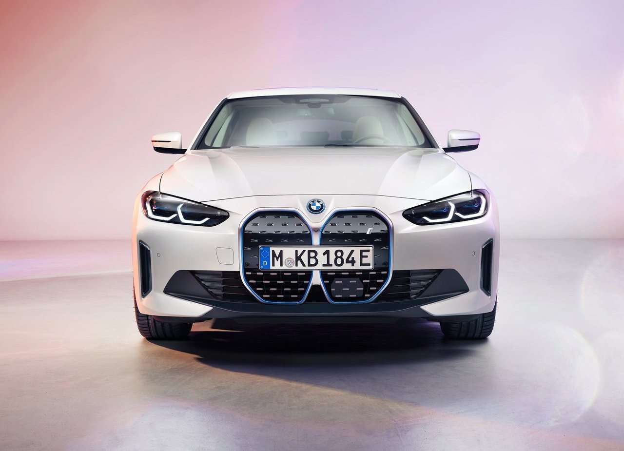 BMW i4, foto 123