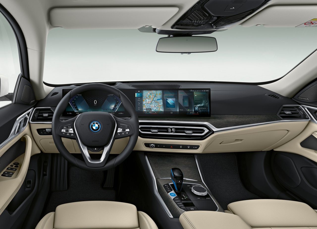 BMW i4, foto 127