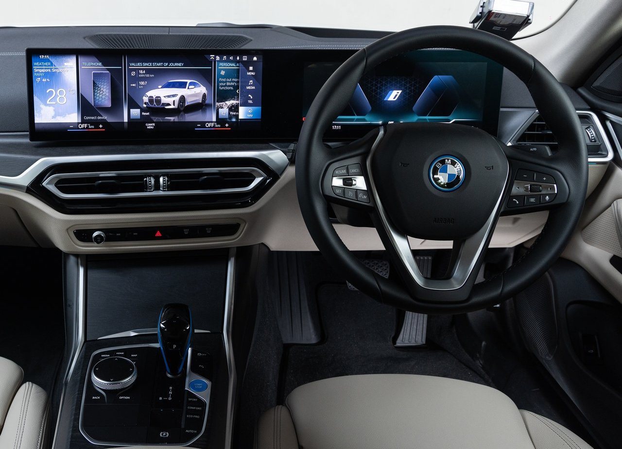 BMW i4, foto 136
