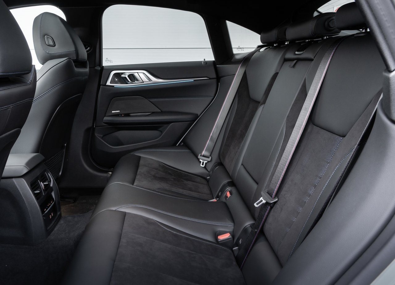 BMW i4, foto 145