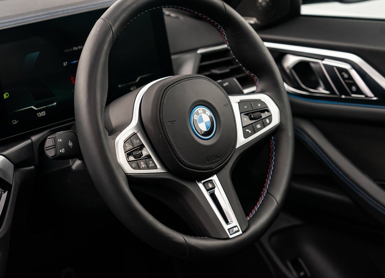 BMW i4, foto 147