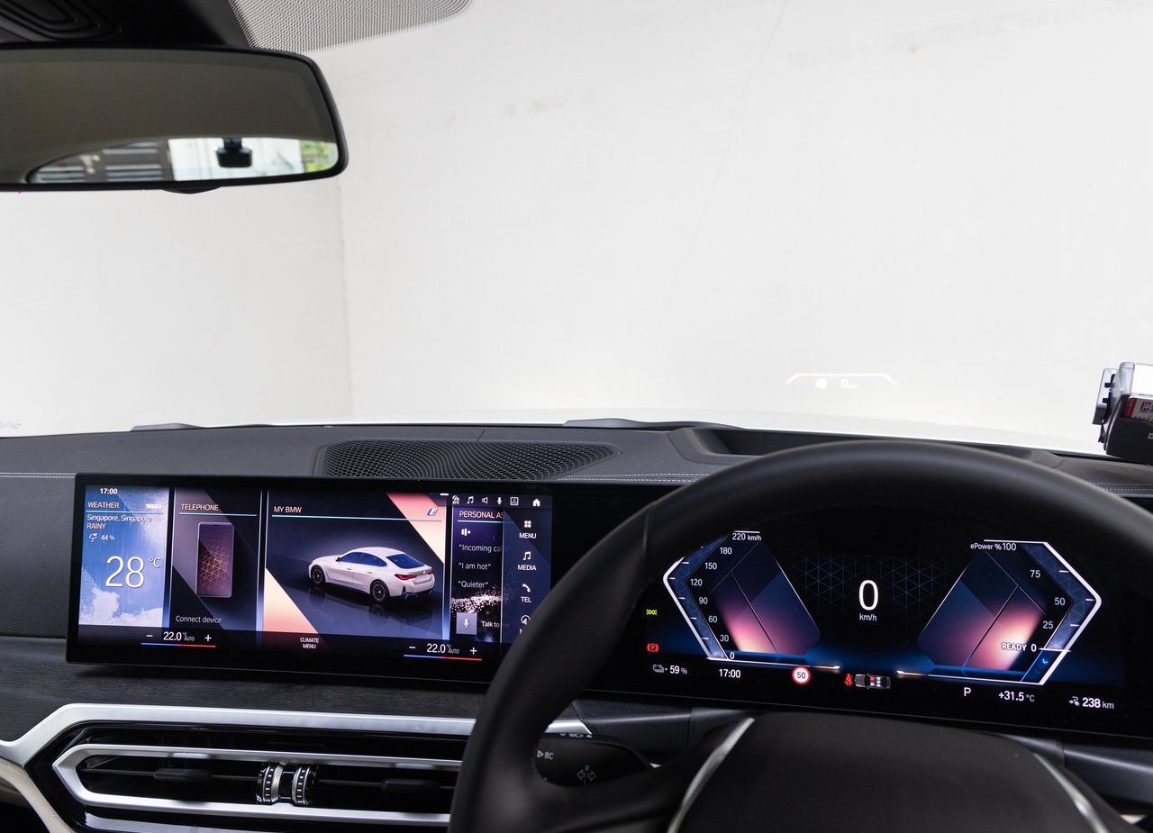 BMW i4, foto 149
