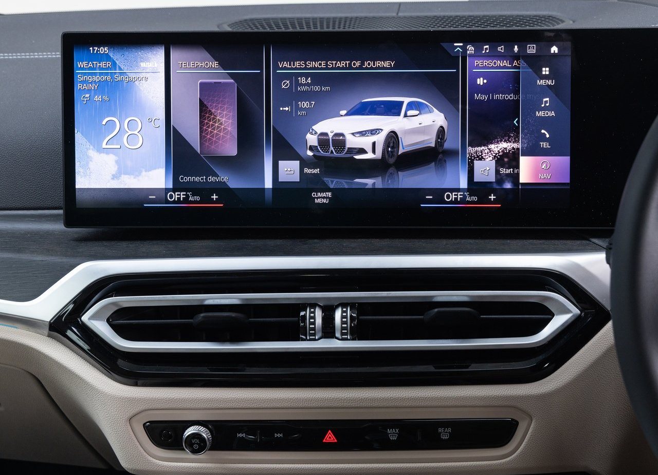 BMW i4, foto 152