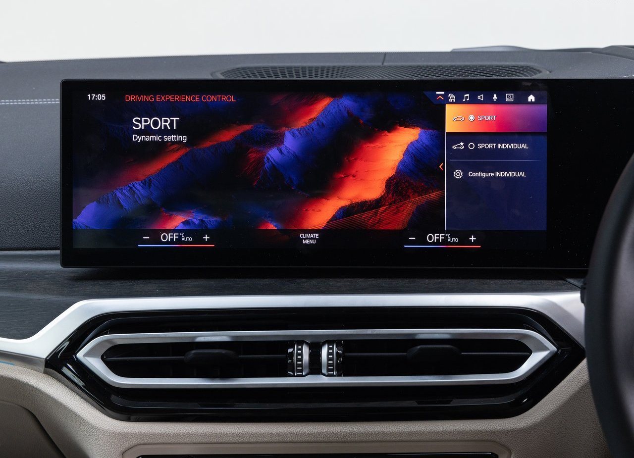 BMW i4, foto 153