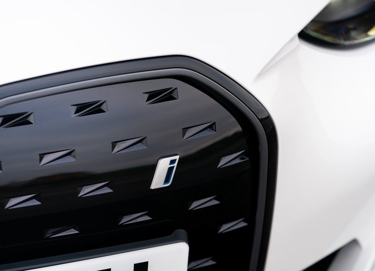 BMW i4, foto 197