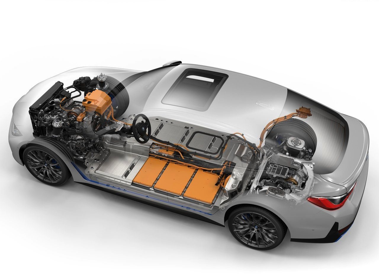 BMW i4, foto 212