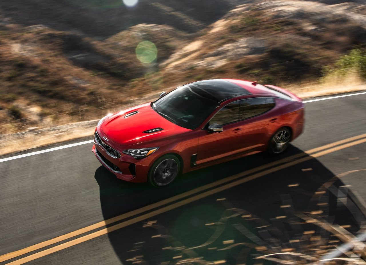 2022 - KIA STINGER, foto 10