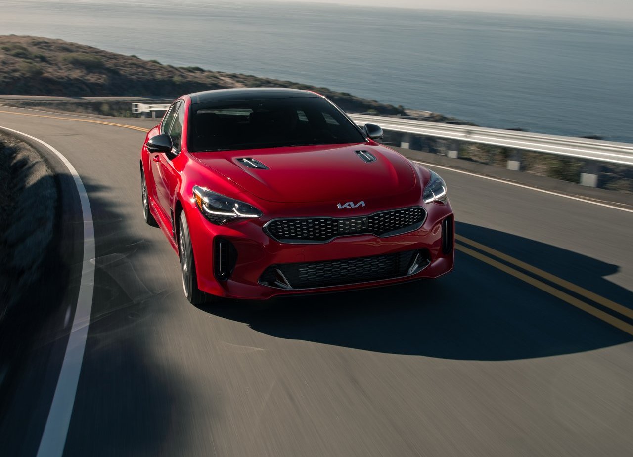 2022 - KIA STINGER, foto 11