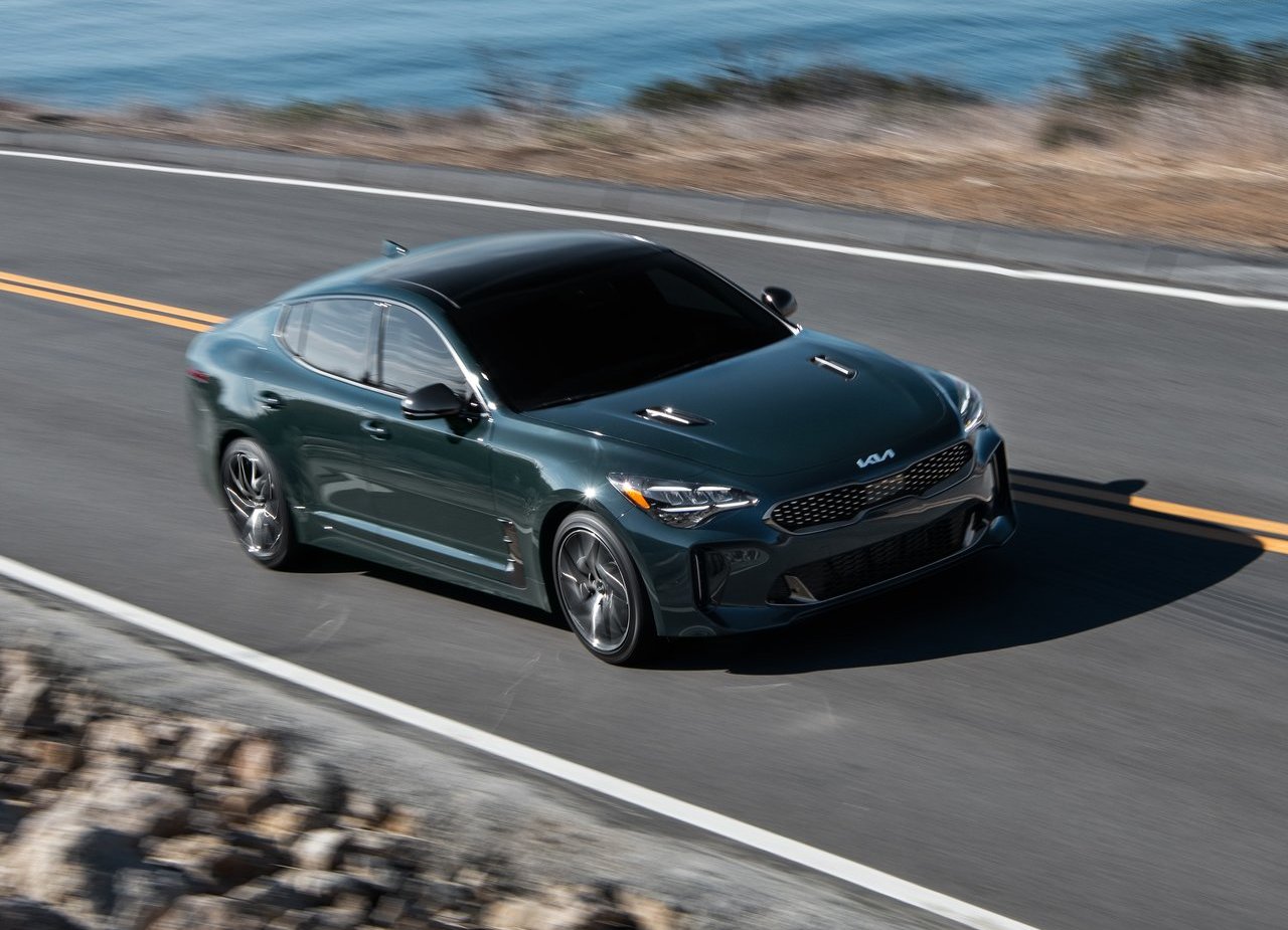 2022 - KIA STINGER, foto 12