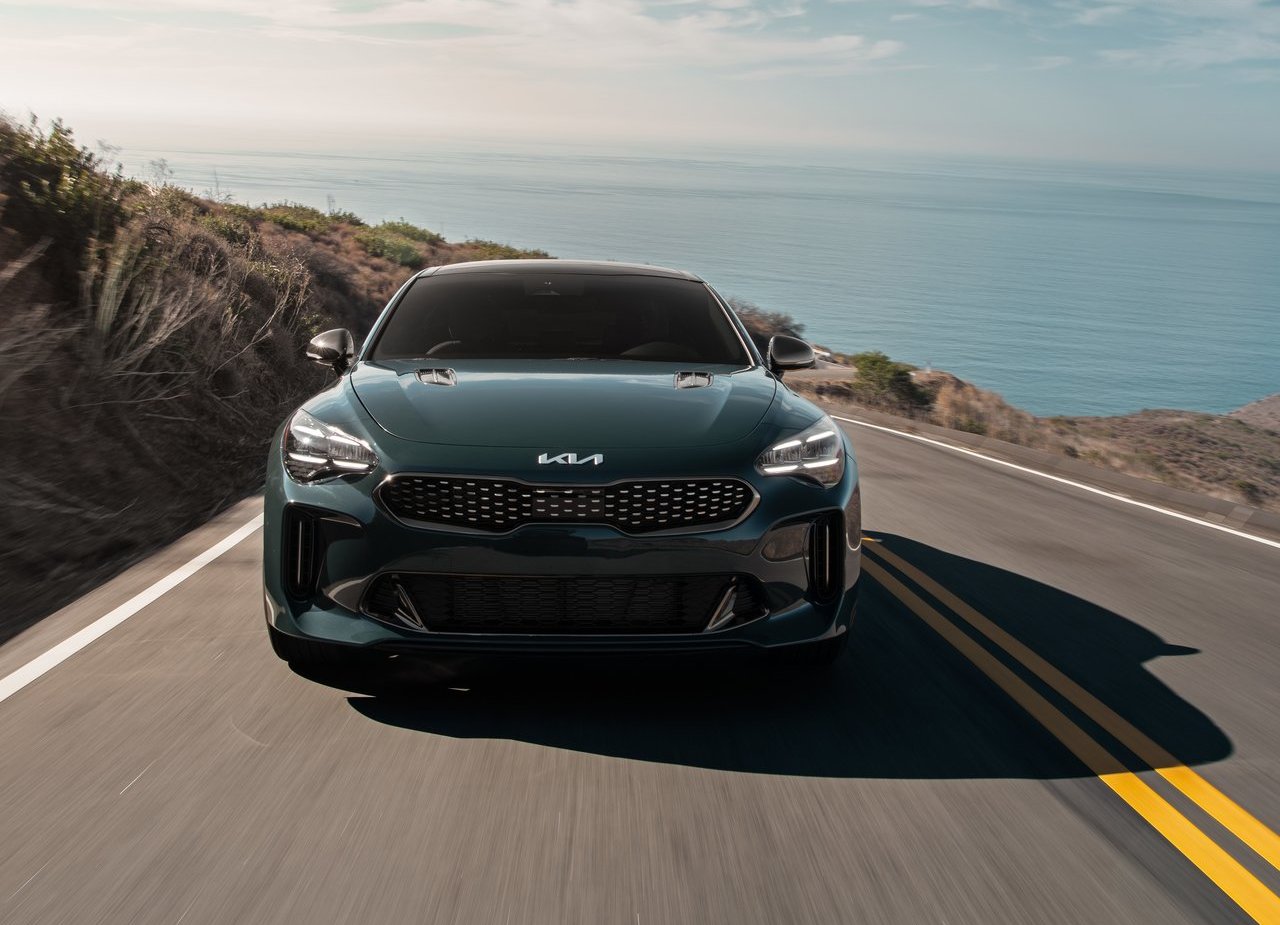 2022 - KIA STINGER, foto 30