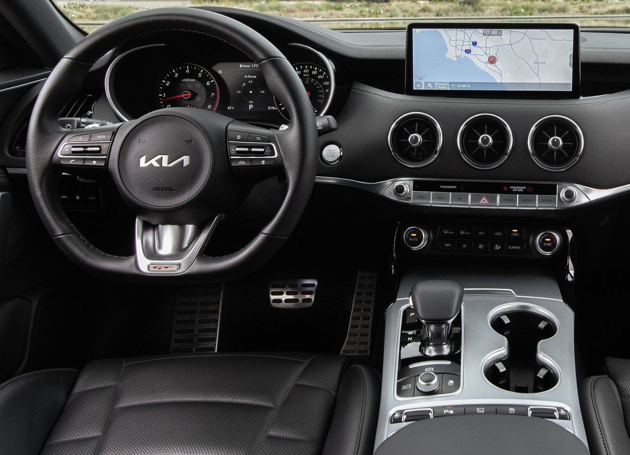 2022 - KIA STINGER, foto 38