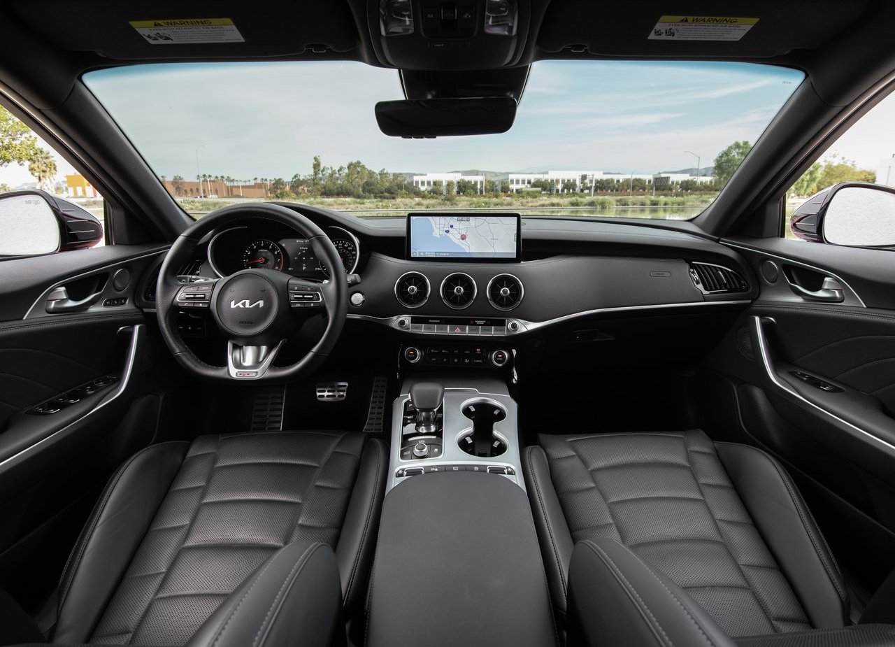 2022 - KIA STINGER, foto 39