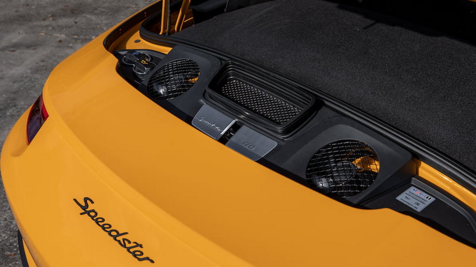 2019 - PORSCHE 911 SPEEDSTER SIGNAL YELLOW, foto 19