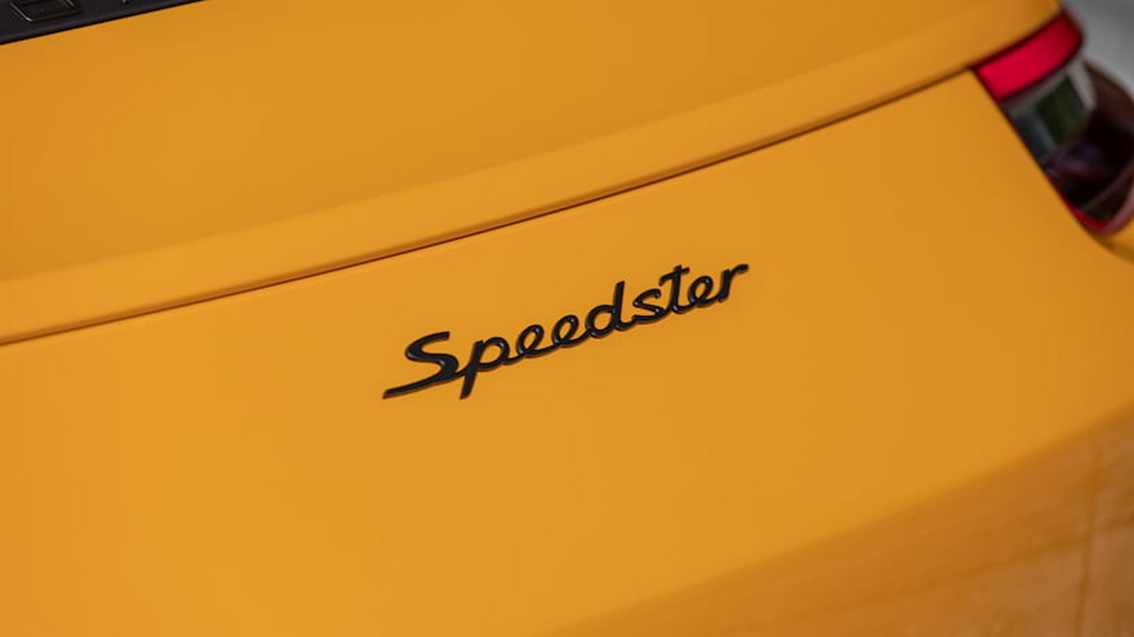2019 - PORSCHE 911 SPEEDSTER SIGNAL YELLOW, foto 21
