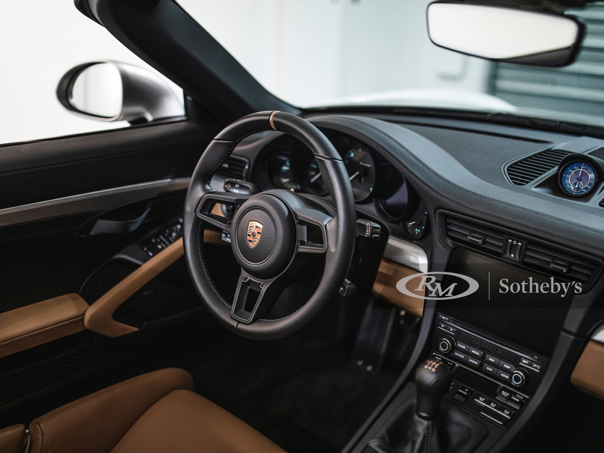 2019 - PORSCHE 911 SPEEDSTER HERITAGE DESIGN, foto 12