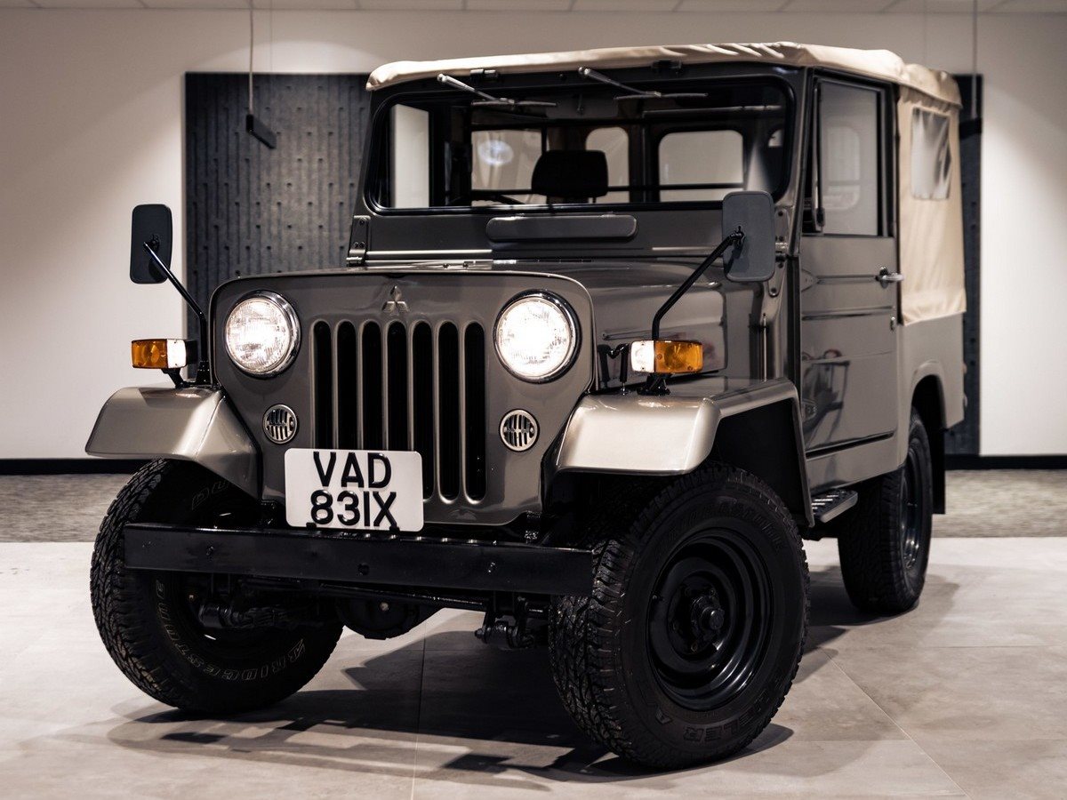 1983 - MITSUBISHI JEEP CJ-3B, foto 1
