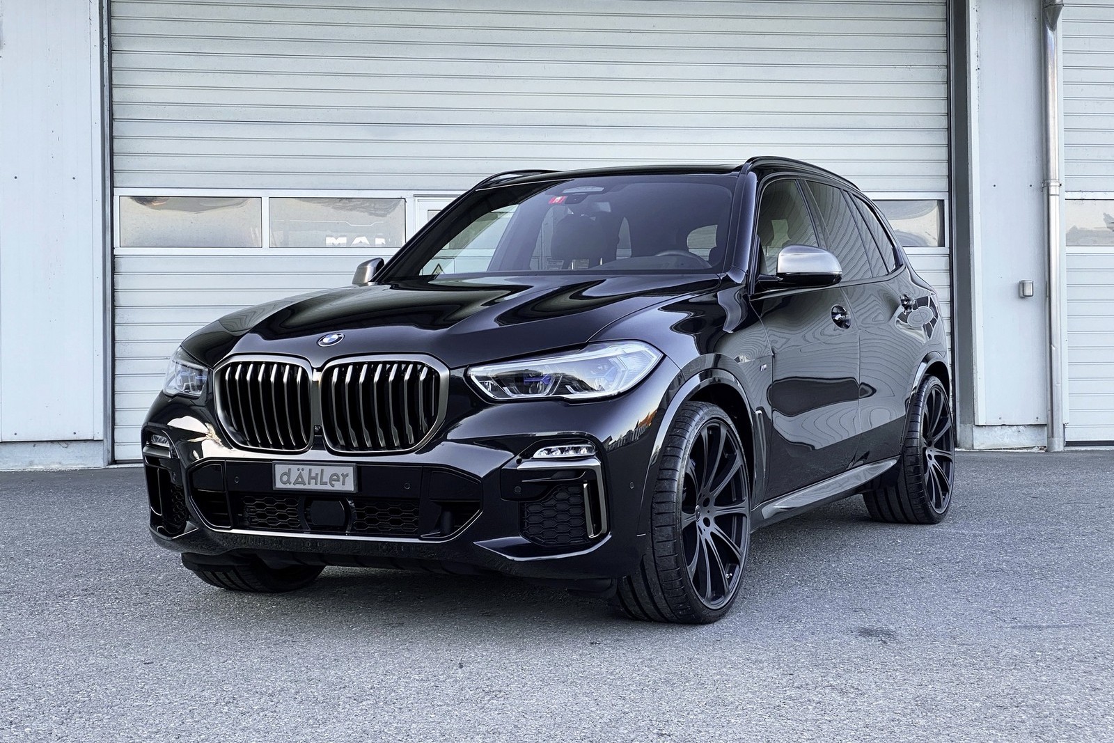 2021 - BMW X5 M50i BY DÄHLER, foto 1