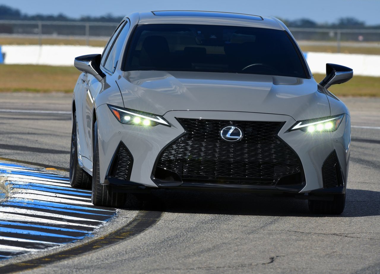 2022 - LEXUS IS 500 F SPORT PERFORMANCE LAUNCH EDITION, foto 10
