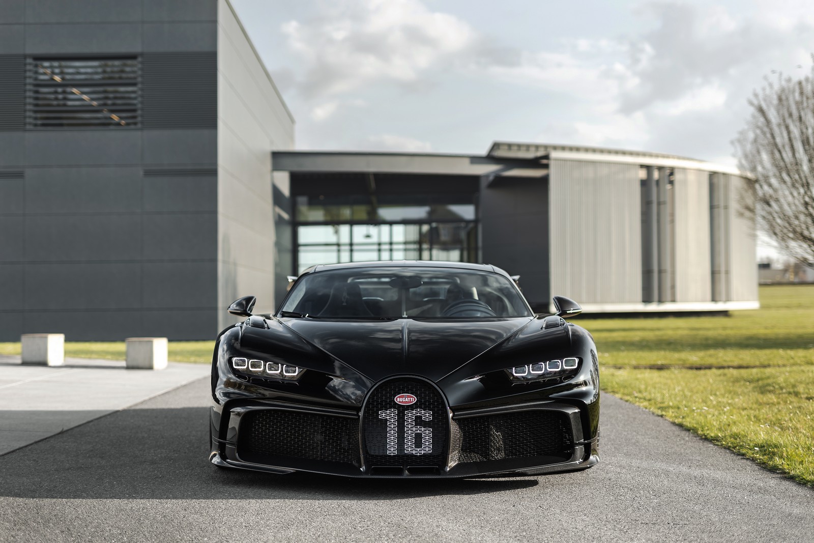 BUGATTI CHIRON SPORT 300, foto 1