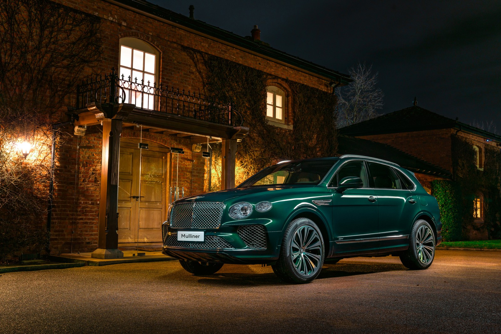 BENTLEY BENTAYGA HYBRID BY MULLINER, foto 1