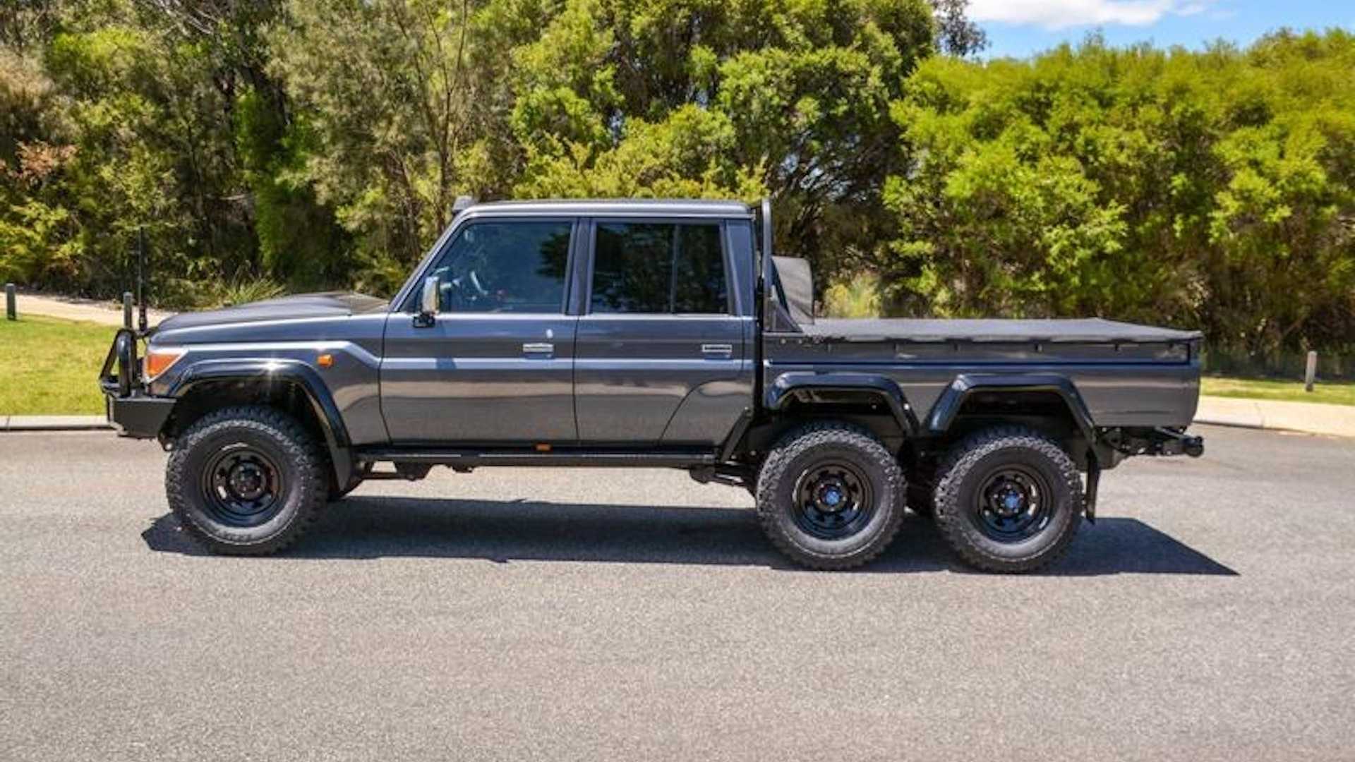 2019 - TOYOTA LAND CRUISER GXL 6X6, foto 4