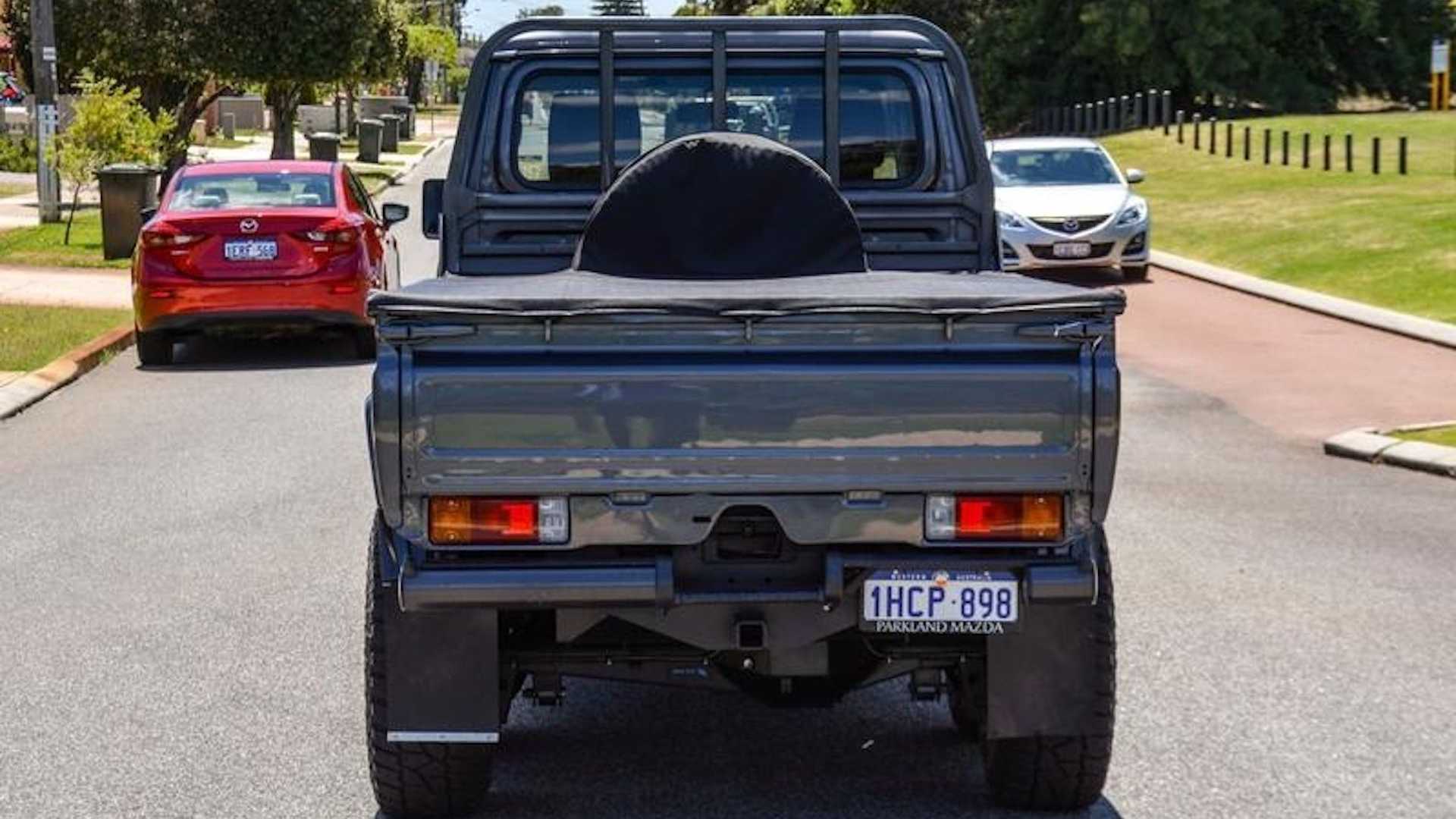 2019 - TOYOTA LAND CRUISER GXL 6X6, foto 6