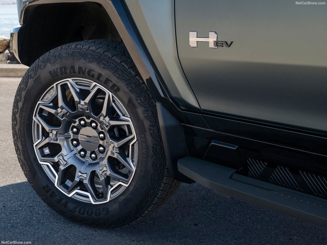 GMC HUMMER EV SUV, foto 67