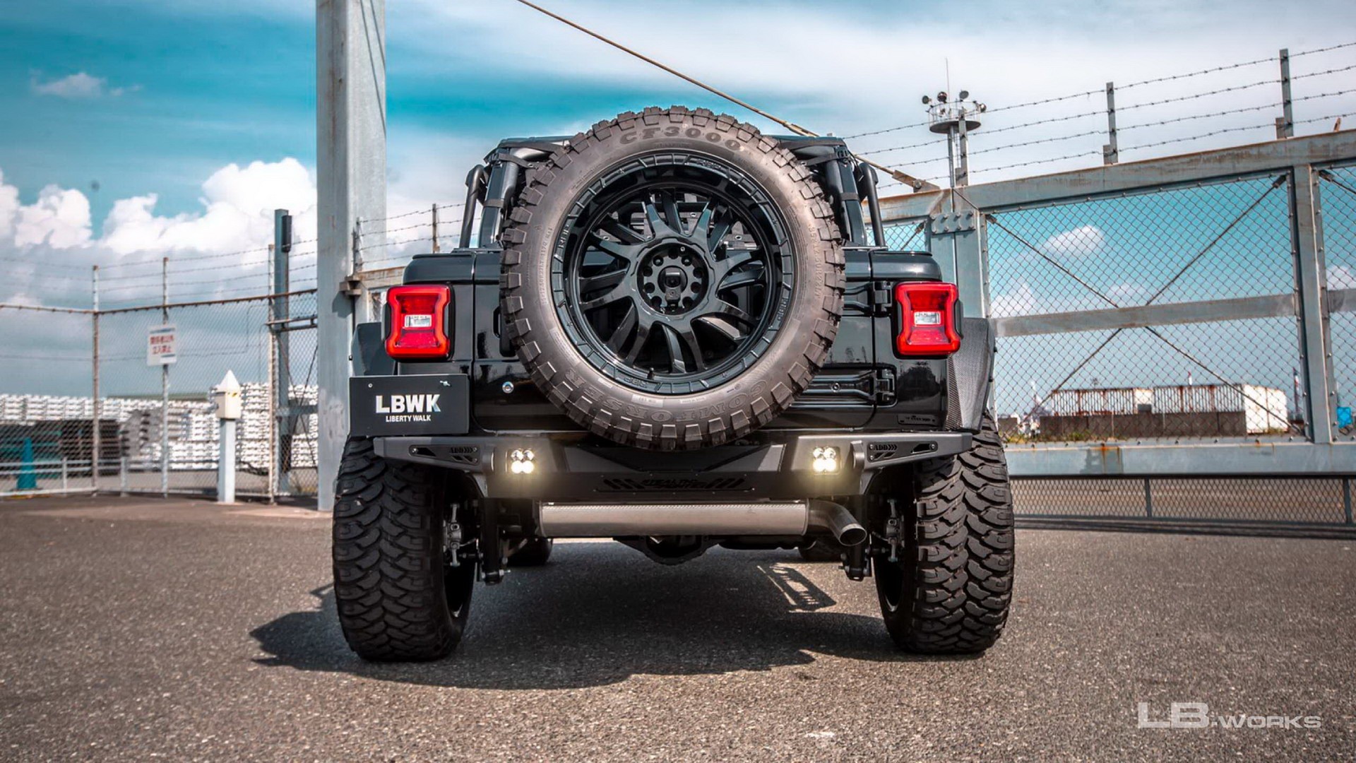 JEEP WRANGLER BY LIBERTY WALK, foto 5