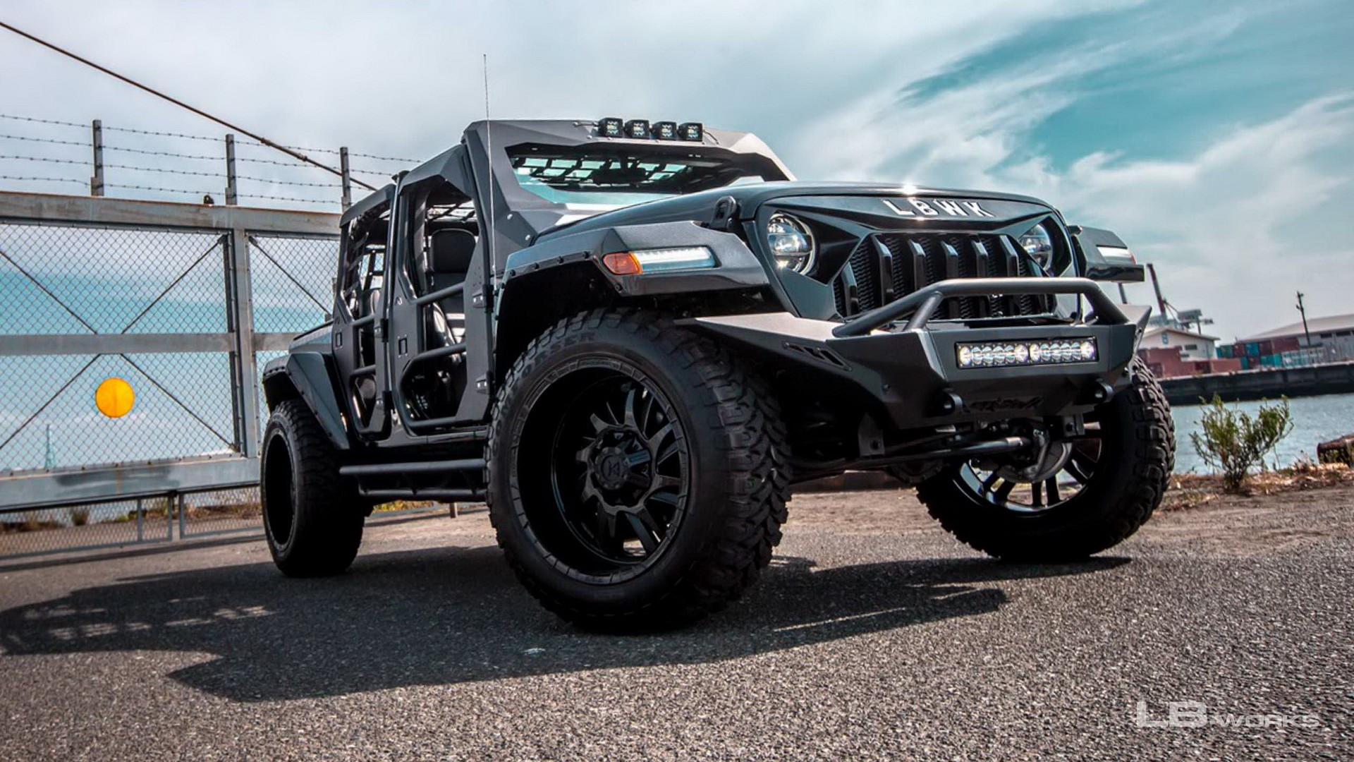 JEEP WRANGLER BY LIBERTY WALK, foto 13