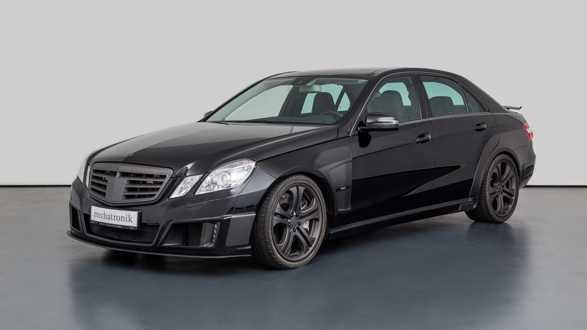 MERCEDES-BENZ E V12 BRABUS 800, foto 3