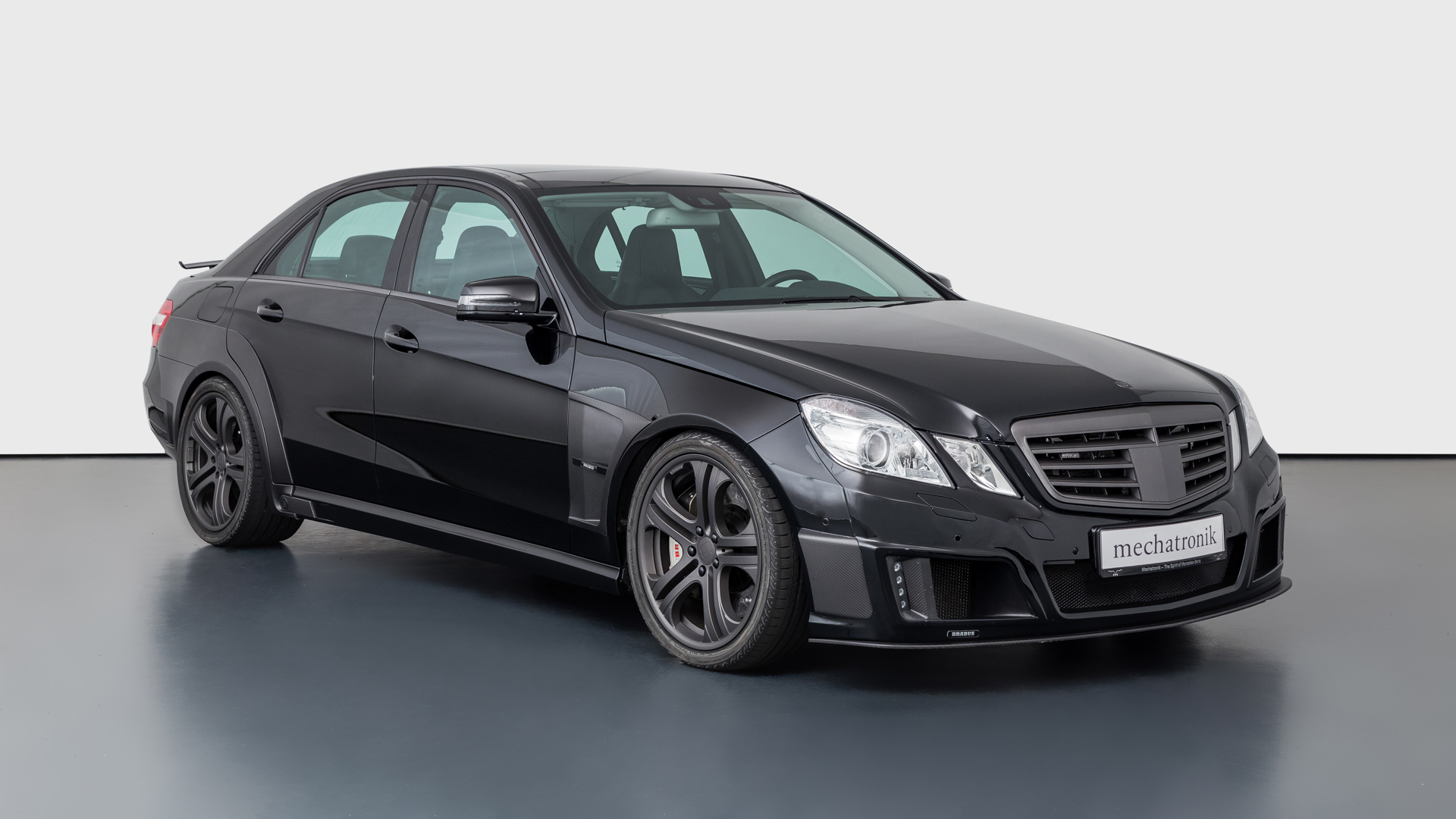 MERCEDES-BENZ E V12 BRABUS 800, foto 1