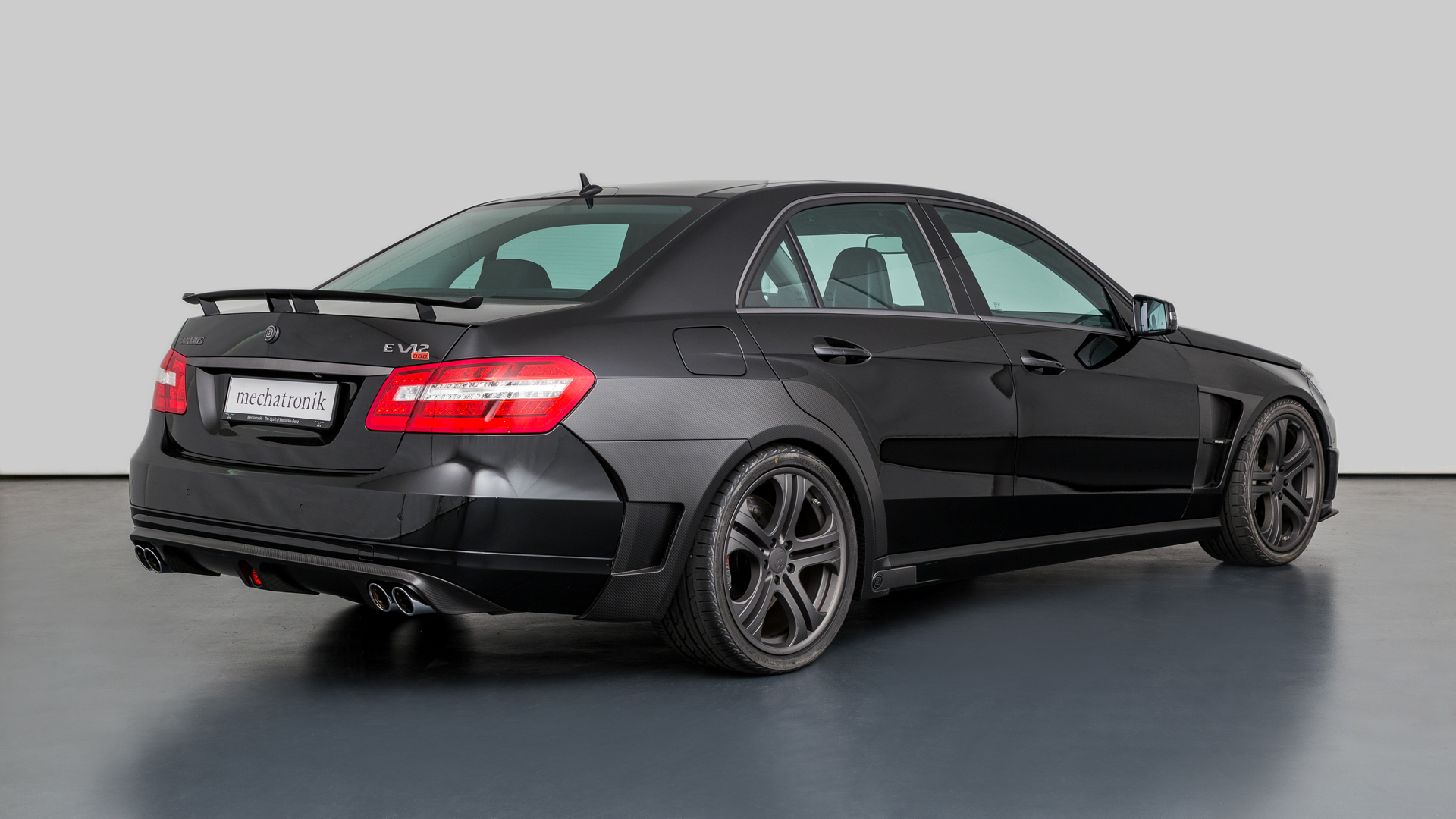 MERCEDES-BENZ E V12 BRABUS 800, foto 4