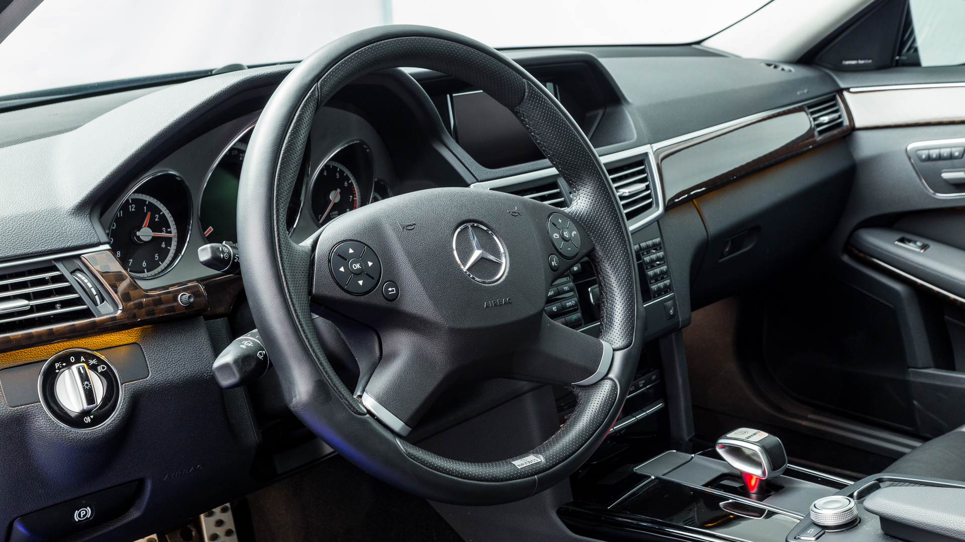 MERCEDES-BENZ E V12 BRABUS 800, foto 14