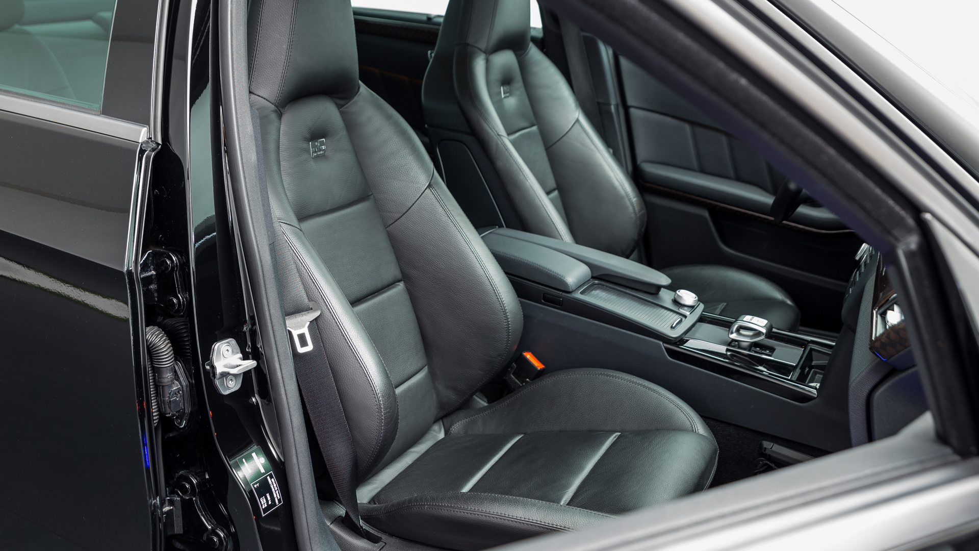 MERCEDES-BENZ E V12 BRABUS 800, foto 18
