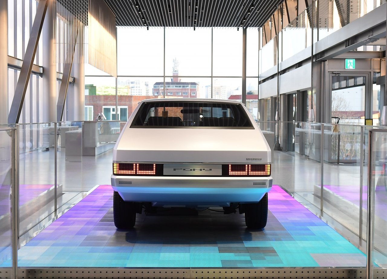 HYUNDAI PONY EV HERITAGE CONCEPT, foto 9