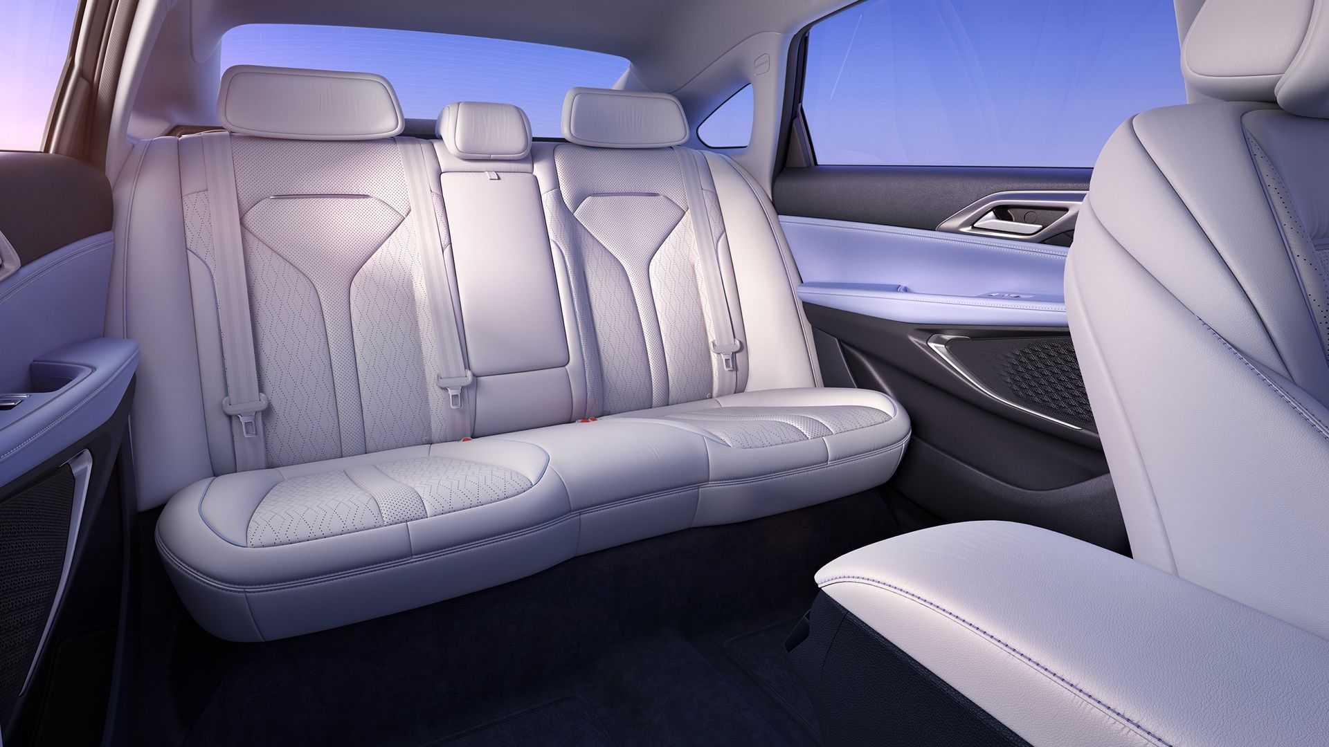2022 - XPENG P5, foto 24
