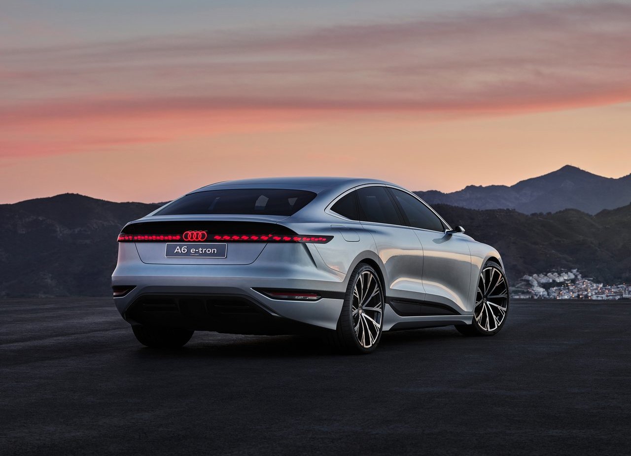 2021 - AUDI A6 E-TRON CONCEPT, foto 16