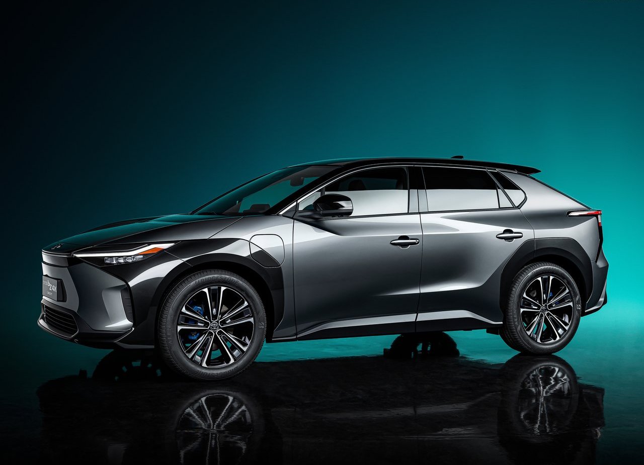 2021 - TOYOTA bZ4X CONCEPT, foto 2