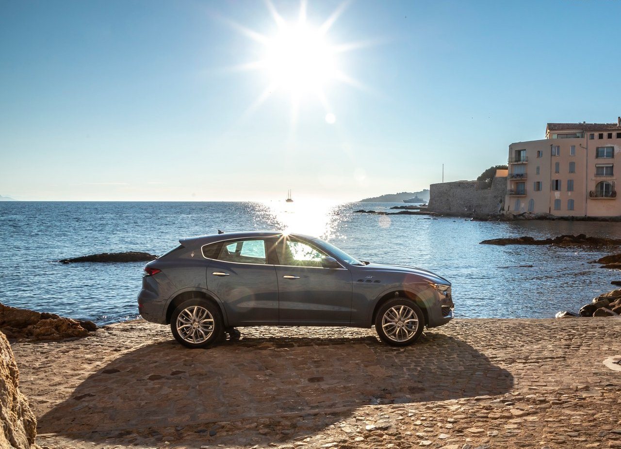 MASERATI LEVANTE HYBRID, foto 99