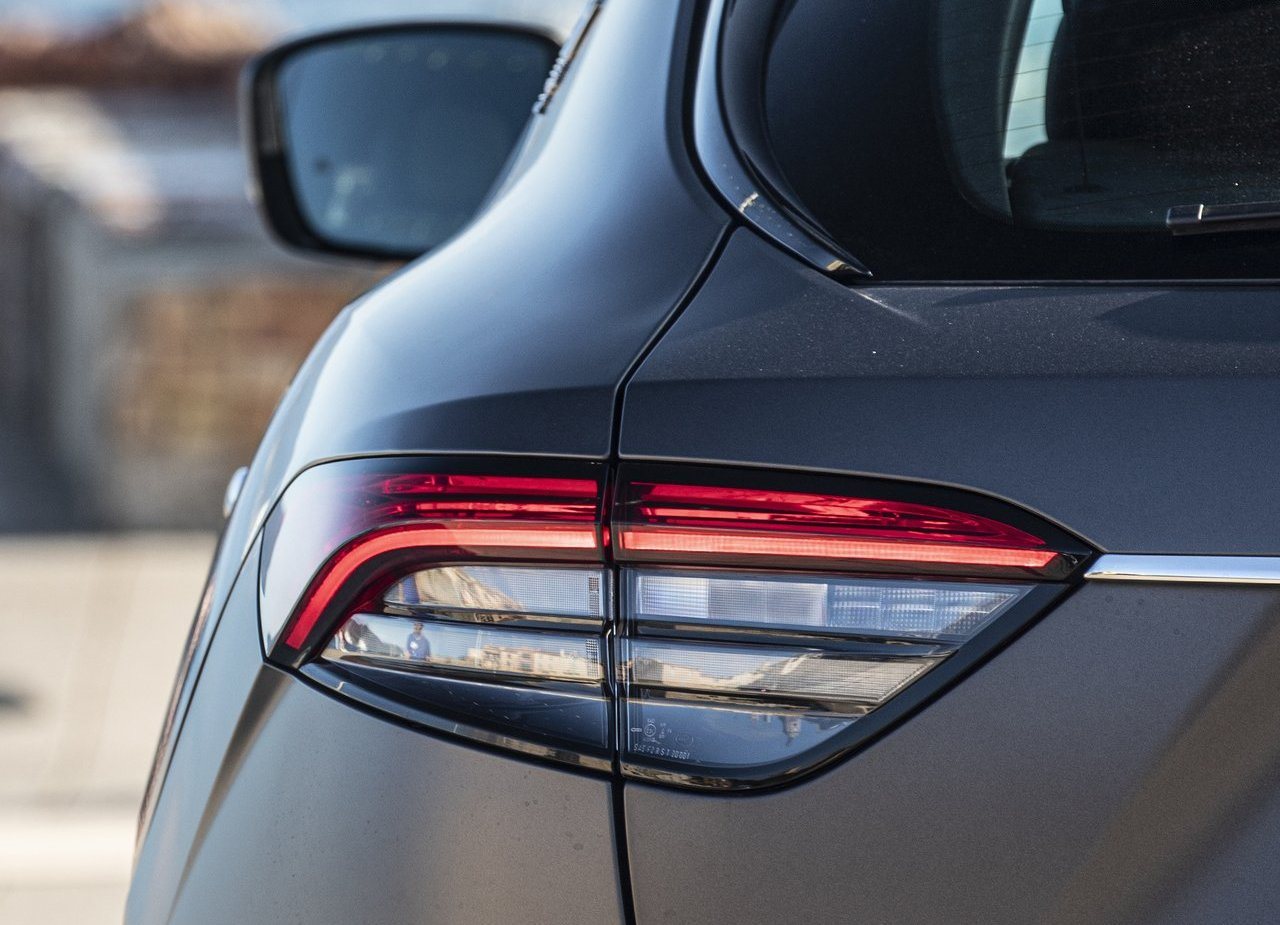 MASERATI LEVANTE HYBRID, foto 193