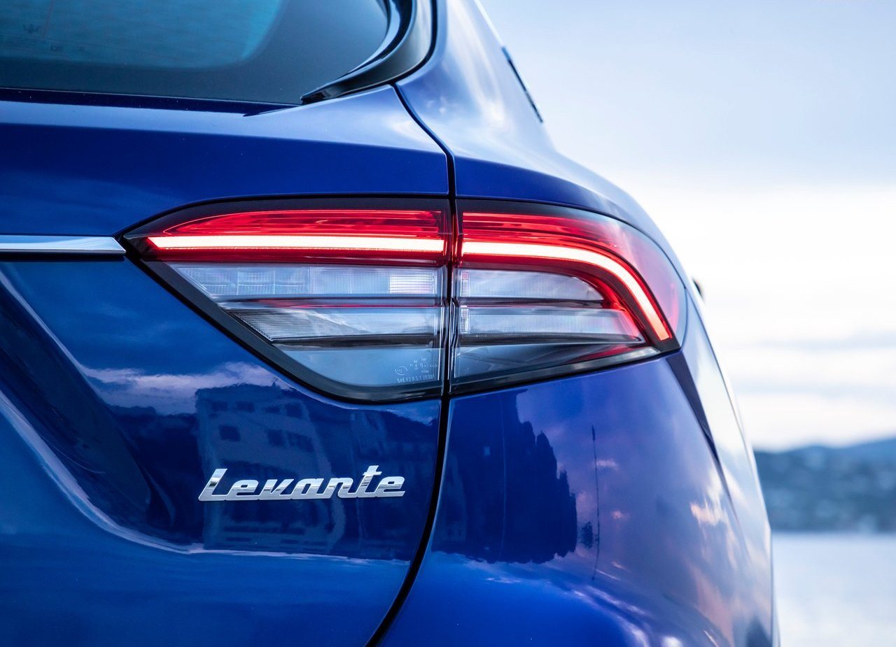 MASERATI LEVANTE HYBRID, foto 194