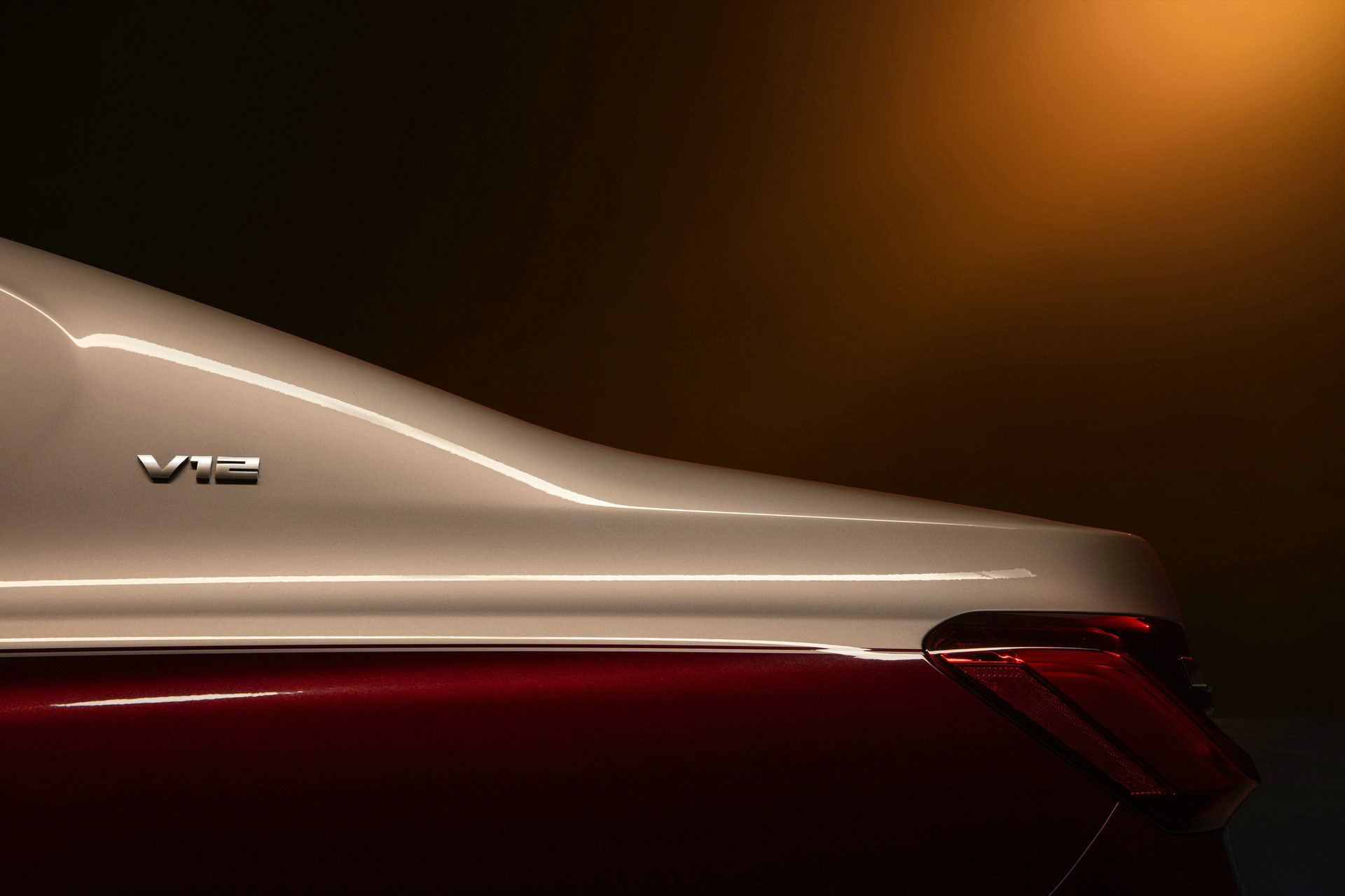 2021 - BMW 760Li SHINING SHADOW EDITION, foto 6
