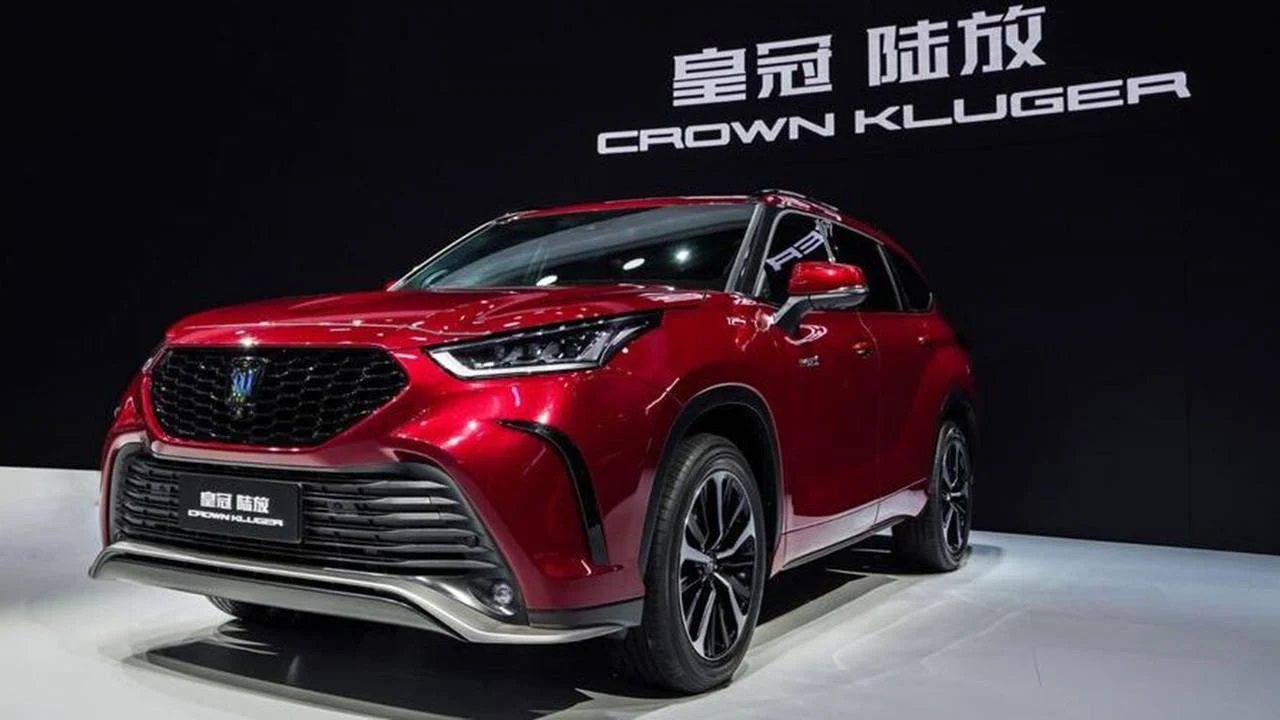 2022 - TOYOTA CROWN KLUGER, foto 4
