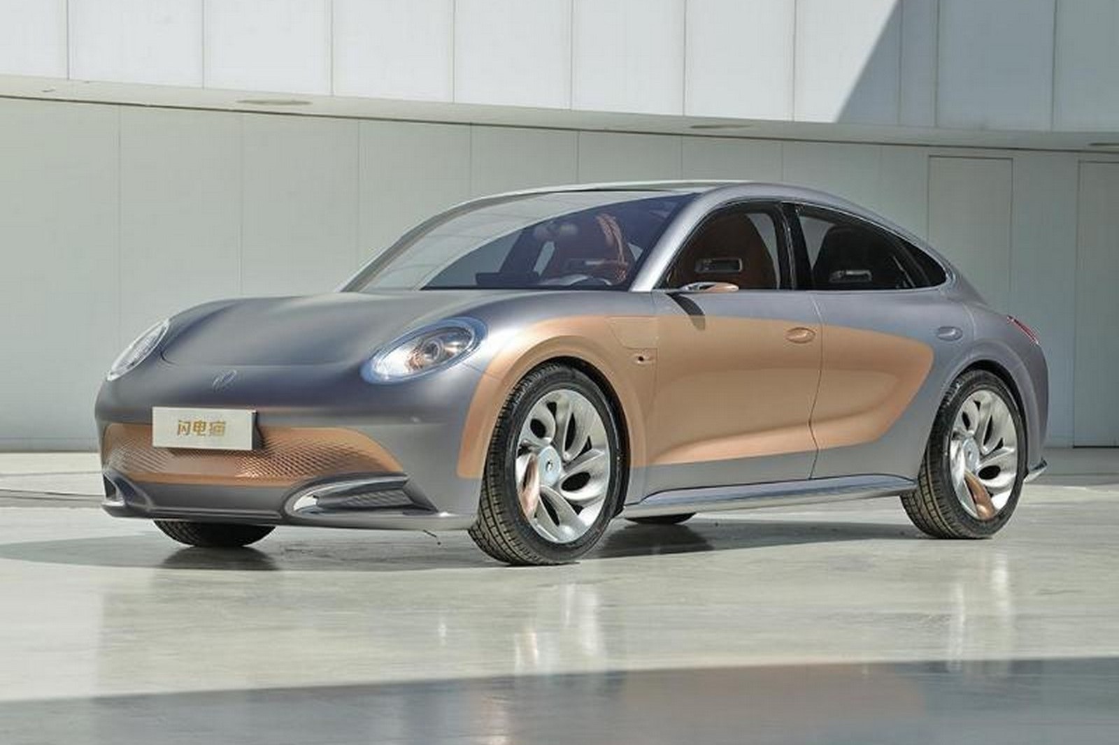 2021 - GWM ORA LIGHTNING CAT CONCEPT, foto 1