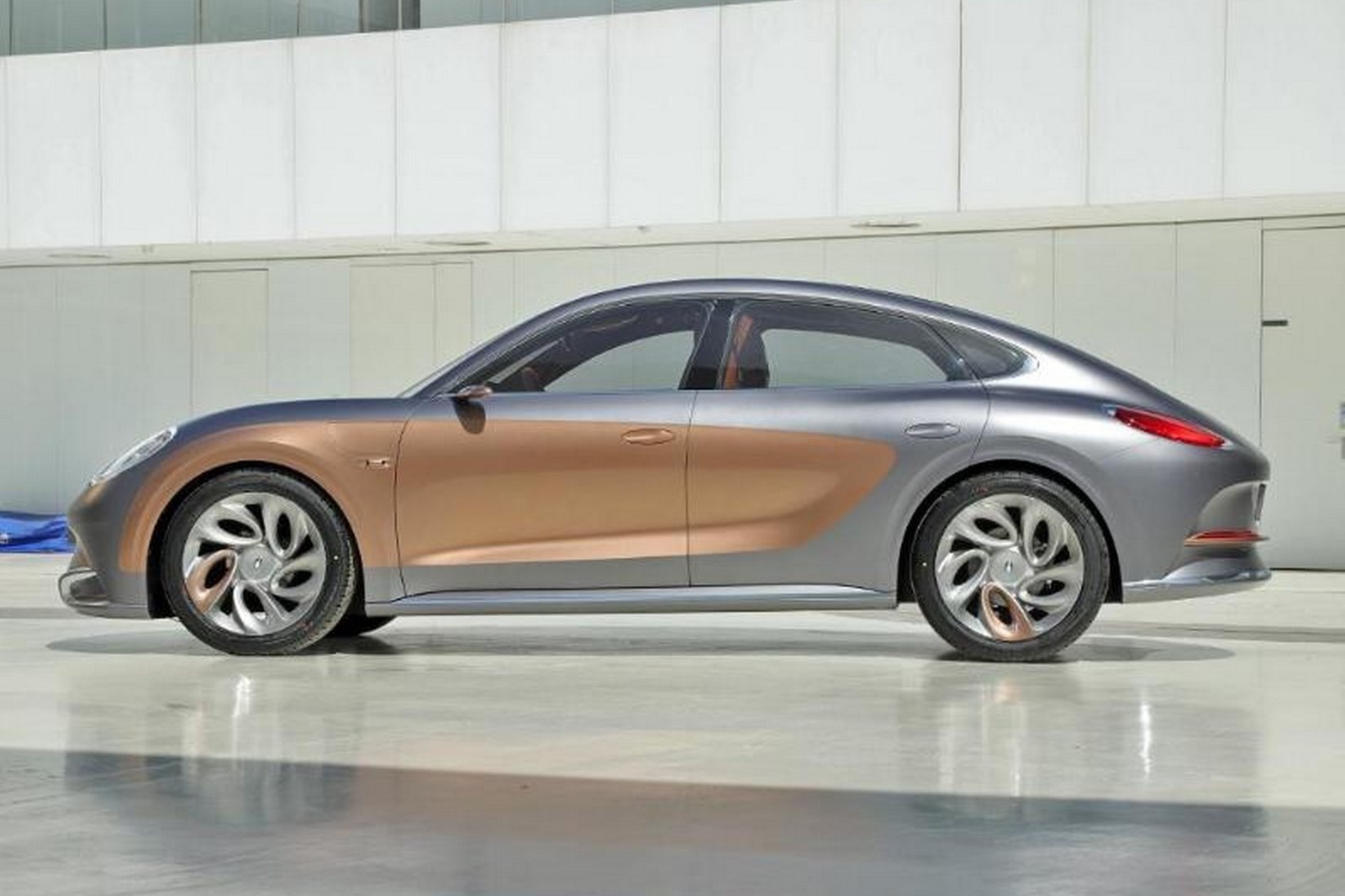 2021 - GWM ORA LIGHTNING CAT CONCEPT, foto 2