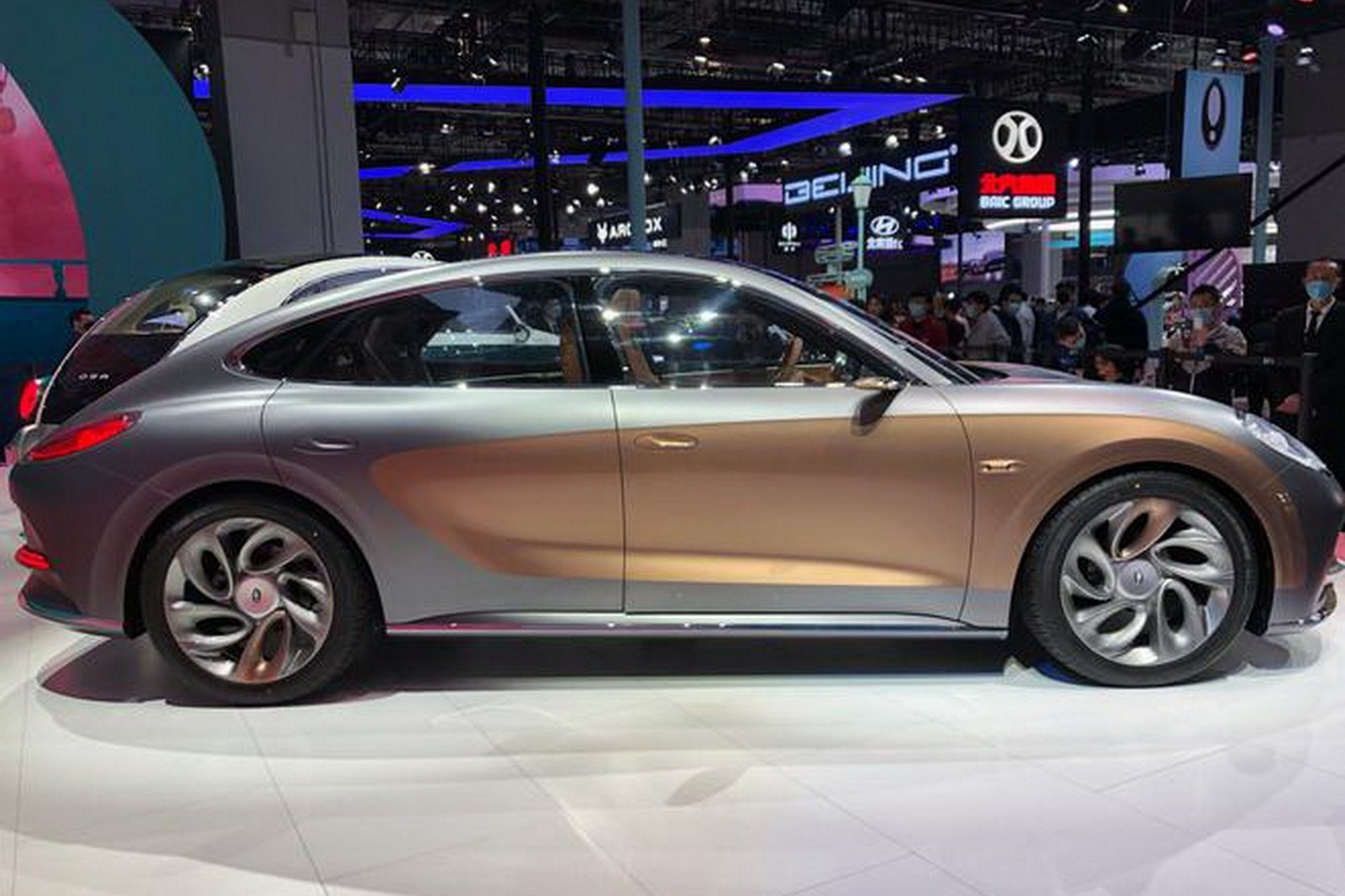 2021 - GWM ORA LIGHTNING CAT CONCEPT, foto 9