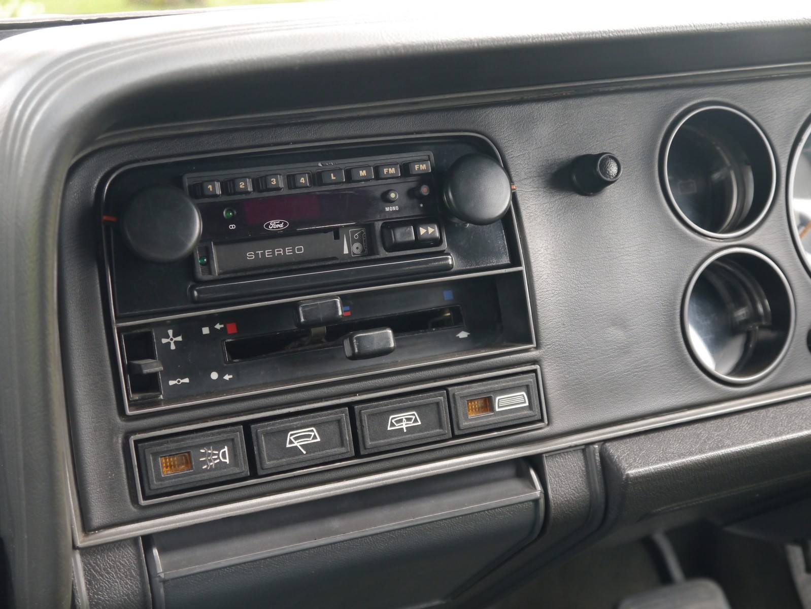 1981 - FORD CAPRI 2.8 INJECTION, foto 30