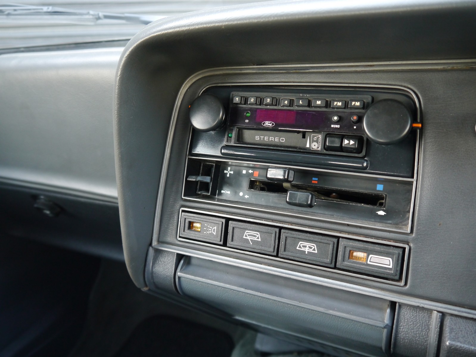 1981 - FORD CAPRI 2.8 INJECTION, foto 75