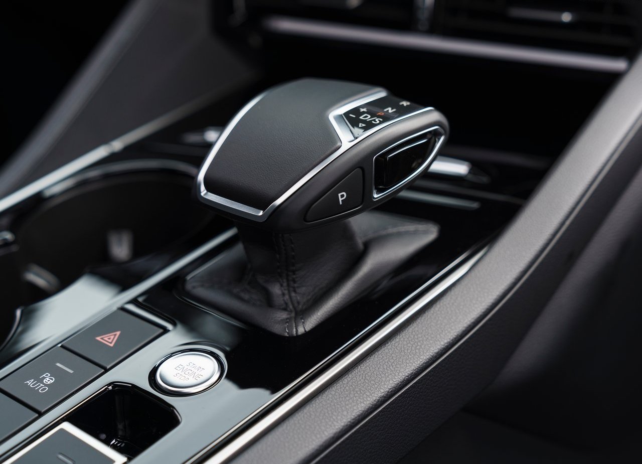 2021 - VOLKSWAGEN TOUAREG R UK VERSION, foto 67