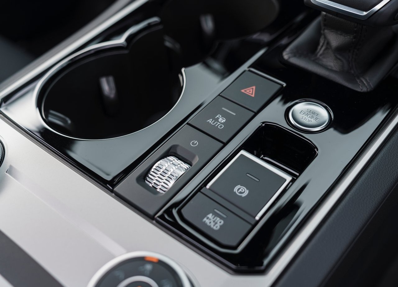 2021 - VOLKSWAGEN TOUAREG R UK VERSION, foto 74
